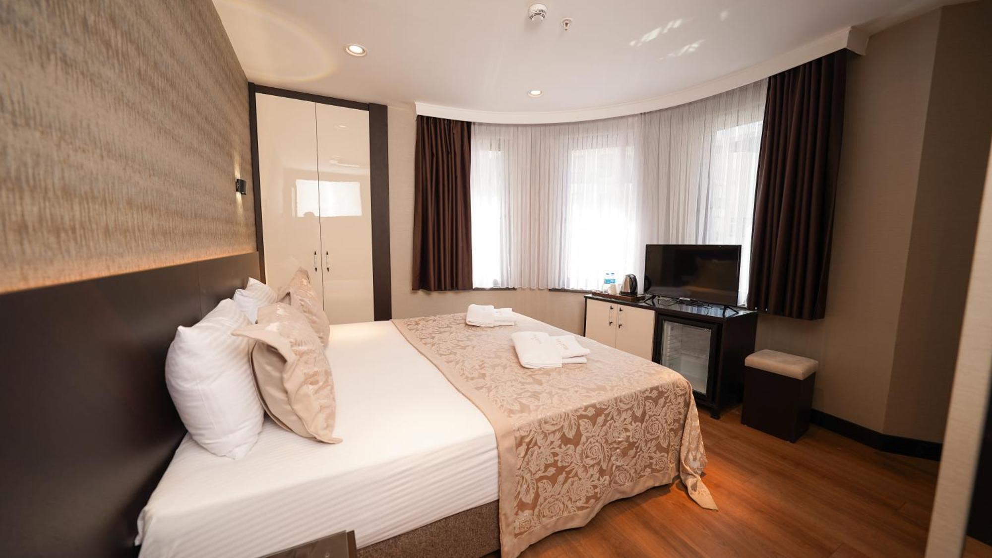 Bellezza Hotel Istanboel Buitenkant foto
