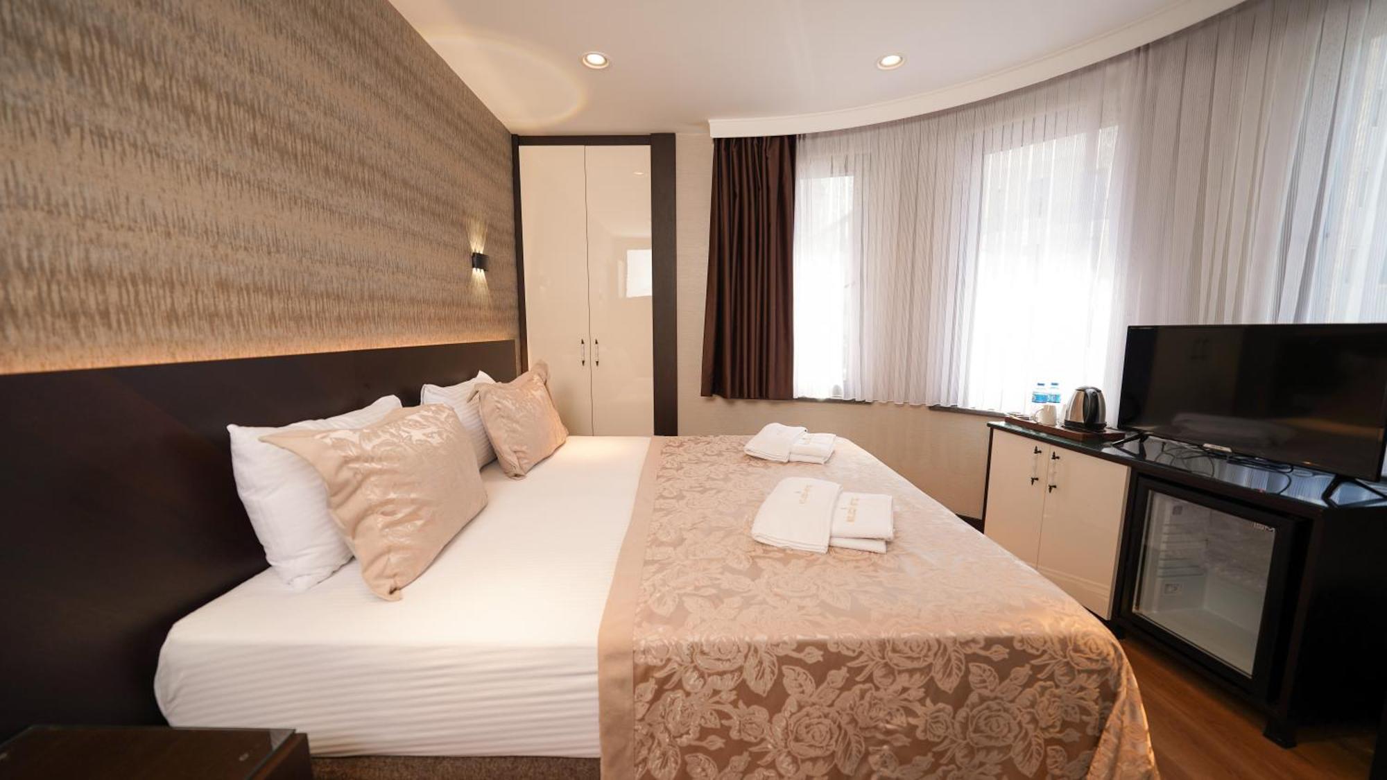 Bellezza Hotel Istanboel Buitenkant foto